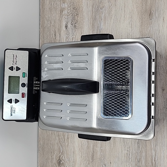 Waring Pro DF280 Professional Brushed Stainless Steel 3-Basket Deep Fryer - Picture 11 of 16